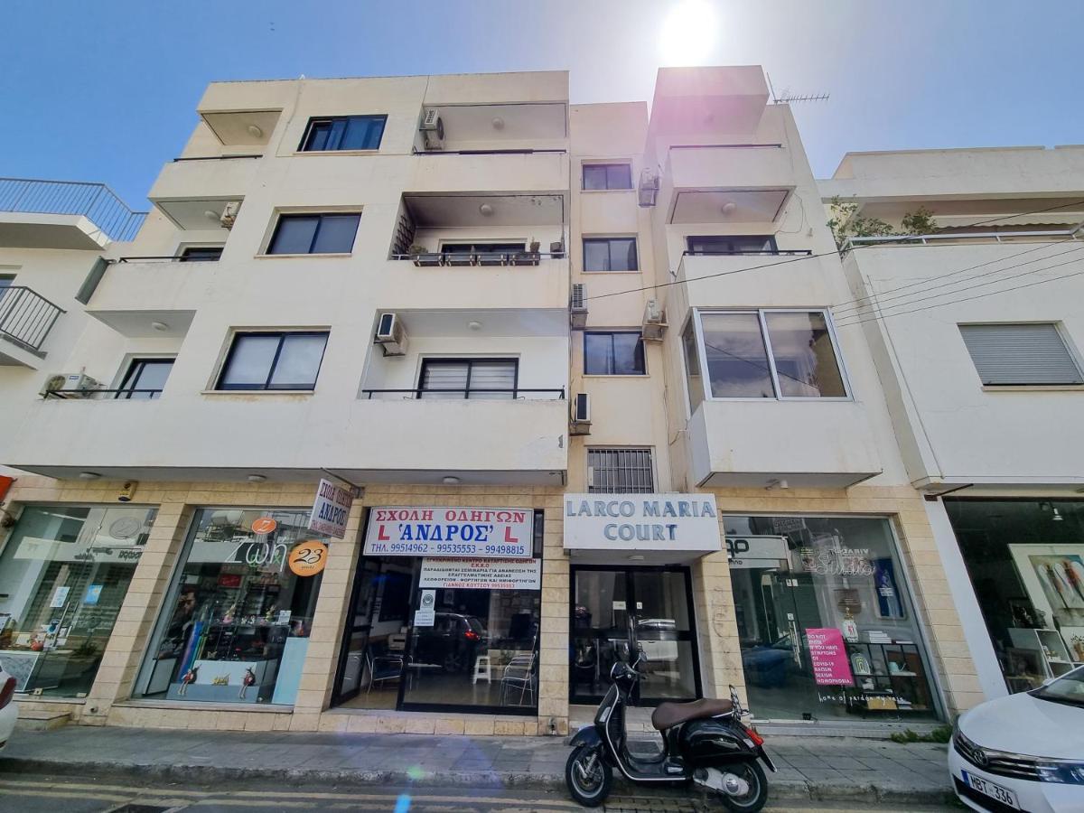 Cheer Up City Apartment, Near To The Finikoudes Beach Larnaca Buitenkant foto